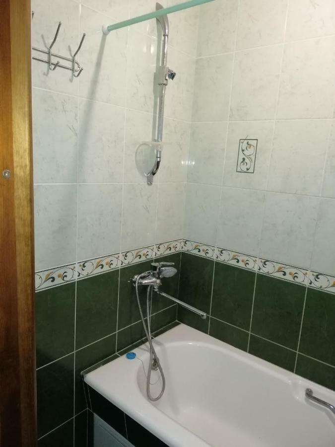 Тихая Квартира В Центре Ковеля Kovelʼ Exterior foto